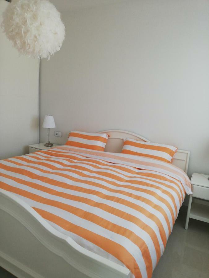 Amay 880 Nr 38 Torrevieja Kültér fotó